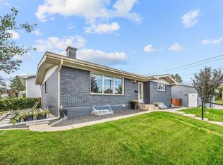 703 E Millar Rd NE, Calgary, AB T2E5Z6