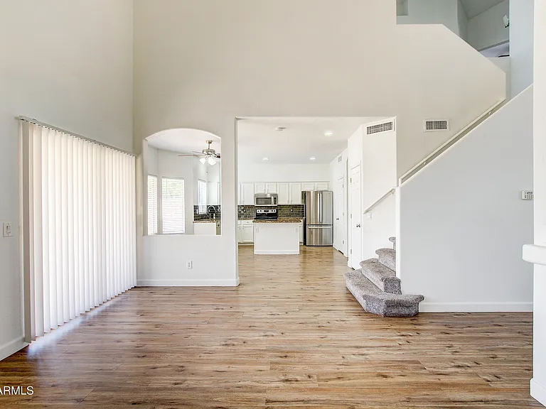 1550 N Sunset Pl — Photo 36