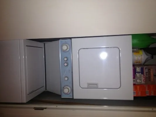 Rented by Corcoran | media 25