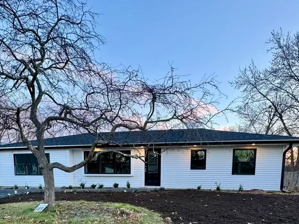 149 Patricia Dr, Bellingham, MA 02019
