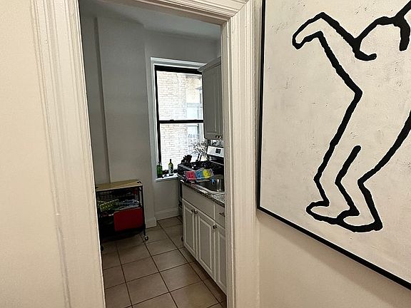 2nd image of 808 W End Ave APT 304