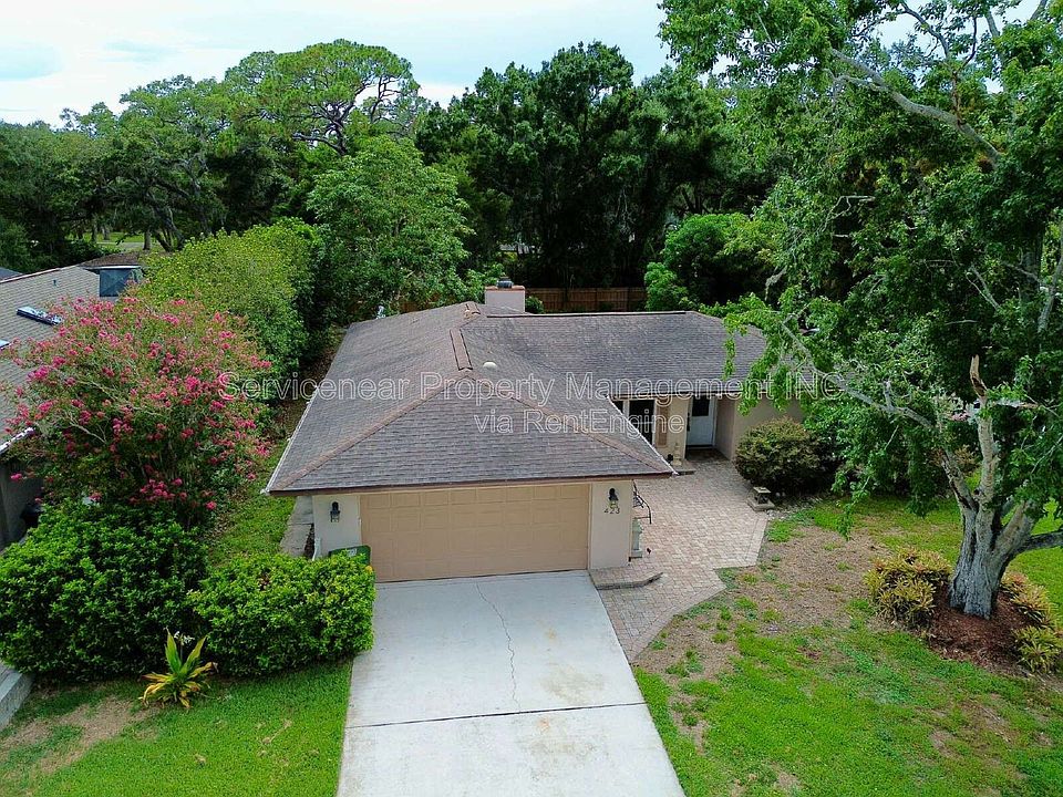1st image of 423 Whispering Oaks Ct