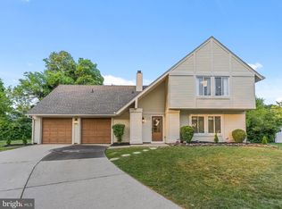 4 Brower Ct, Marlton, NJ 08053