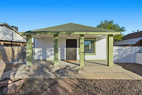 1322 W Taylor St Photo 1