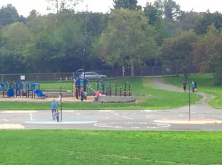 6740 18th Ave SW, Seattle, WA 98106