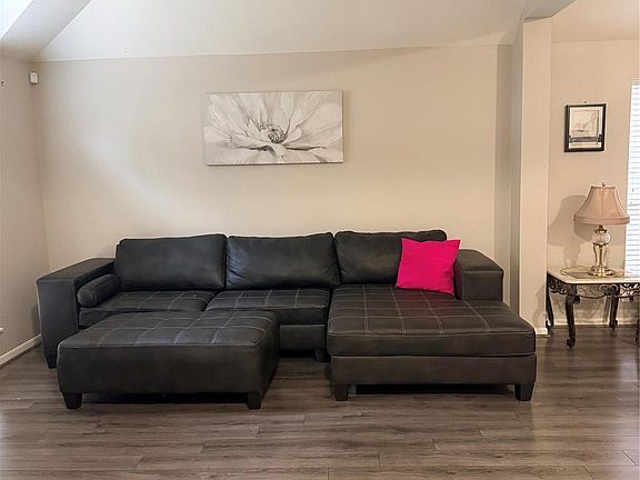 4th image of 1622 Parkview Ln