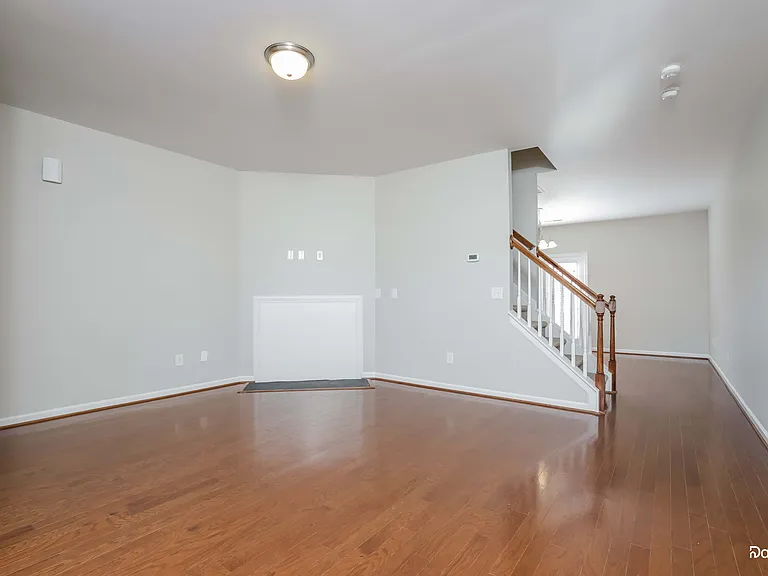 186 Sunflower Ct — Photo 5