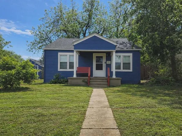 709 W Alabama Ave, Chickasha, OK 73018
