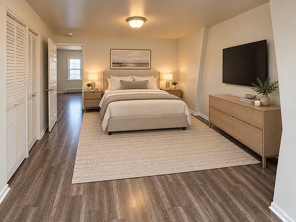 5th image of 136 S 7th St APT 3