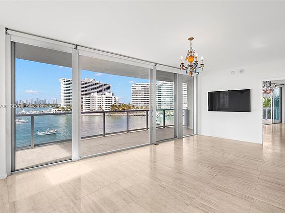 5th image of 1470 16th St APT 501