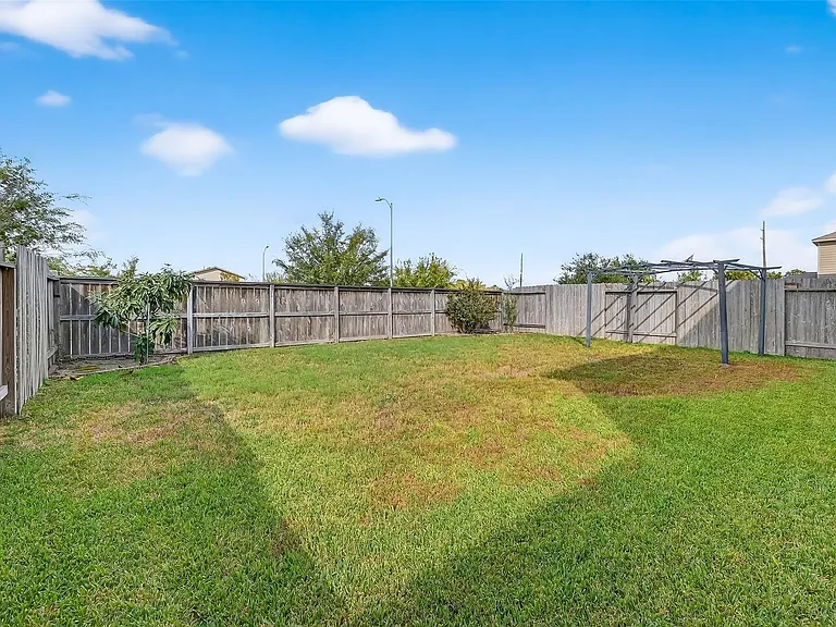 4418 Windmill Run Dr — Photo 3