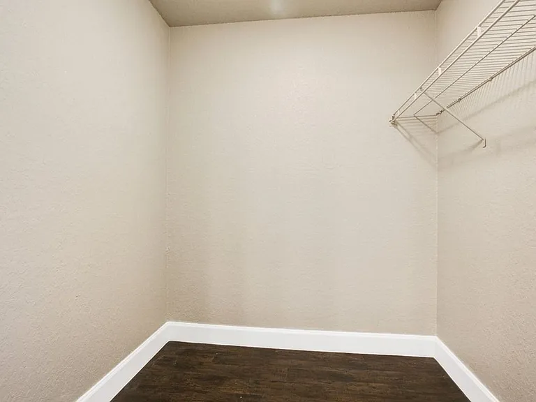 1346 Stearman Ct #16 — Photo 14