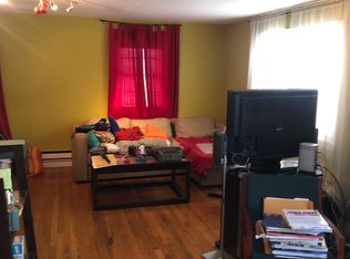 7 Pond Ln APT 3, Arlington, MA 02474