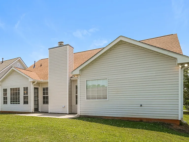 25 Collins Trce — Photo 16