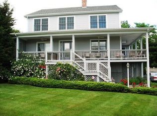 4 Apple Tree Ln, Groton, CT 06355