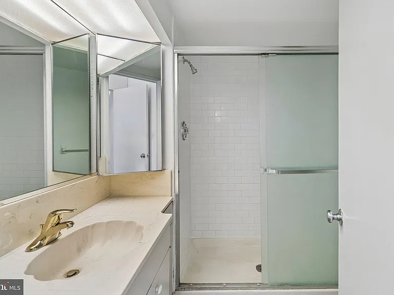 1326 Spruce St #42-1901 — Photo 14