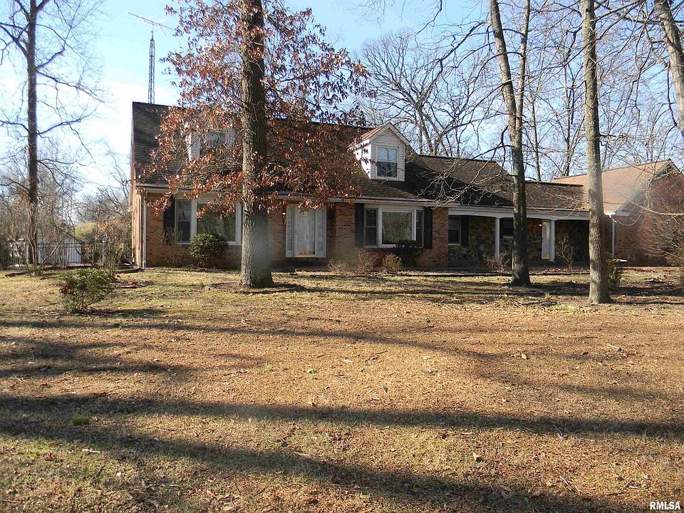 1st image of 500 White Oak Ln