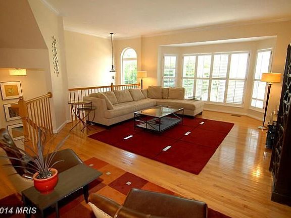 2nd image of 5317 Waldo Dr