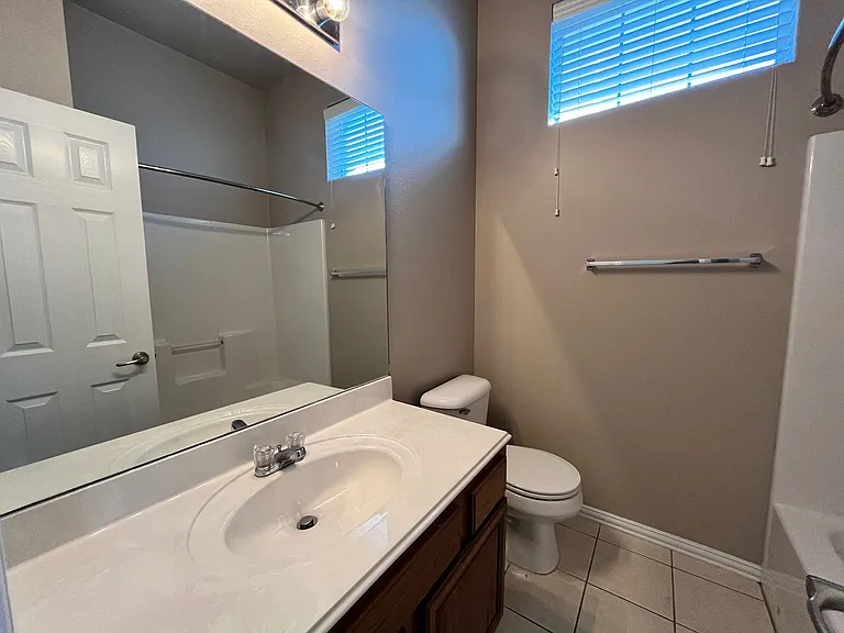 1506 Poinsettia Blvd — Photo 13