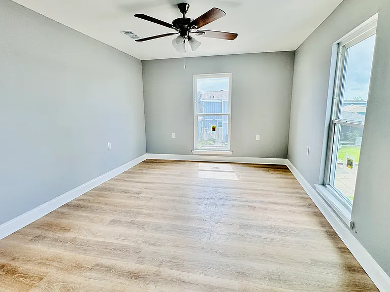 5 Pine Ln — Photo 11