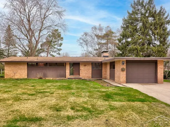 2005 Jenkins Dr, Midland, MI 48642