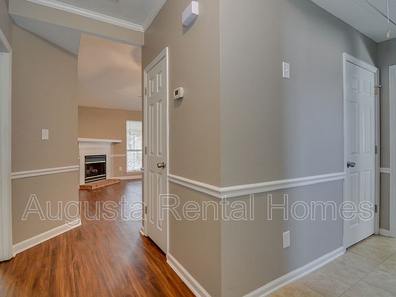 2nd image of 3614 Cullen Dr