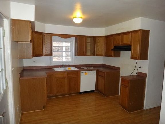 3rd image of 1245 S 51st Ave
