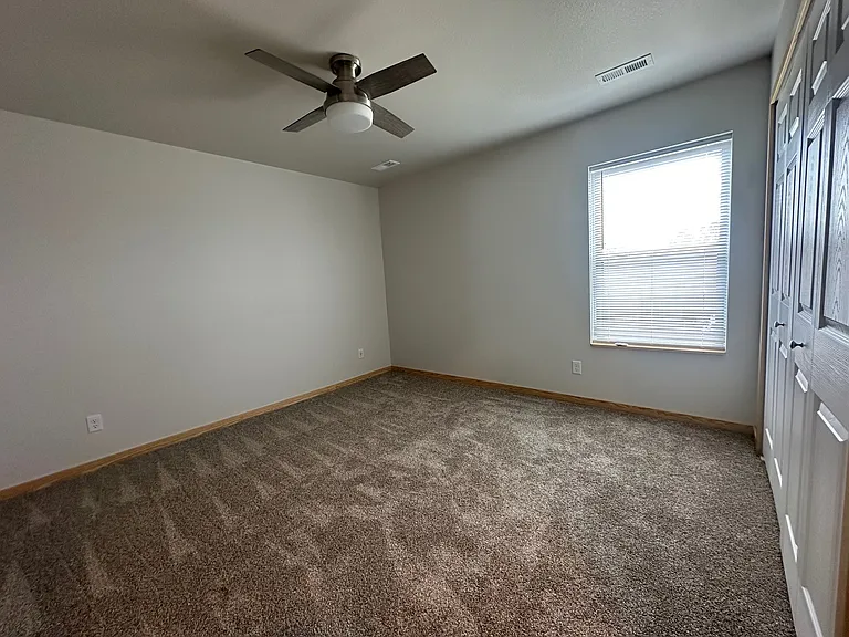 412 W Bridge Ave #2 — Photo 5