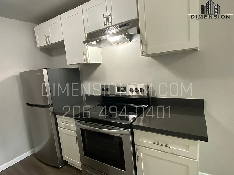 5401 Pacific Apartments — Photo 18