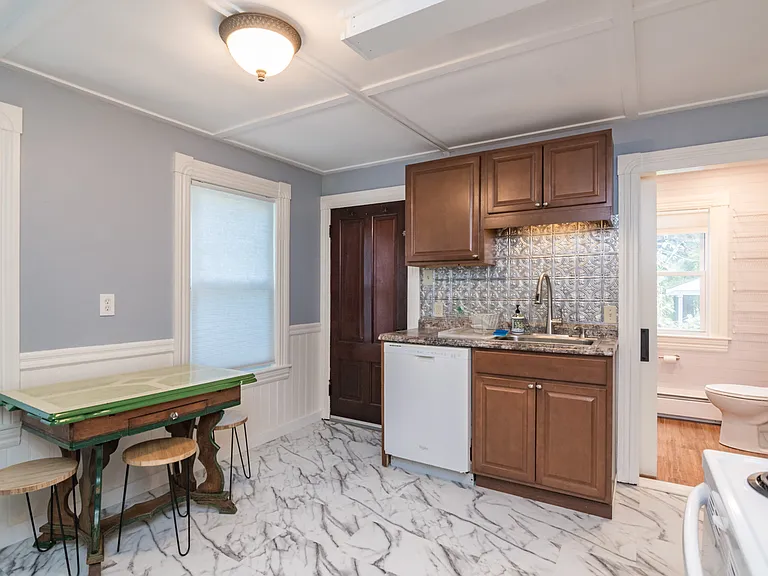 5 Greenwood Ct — Photo 11