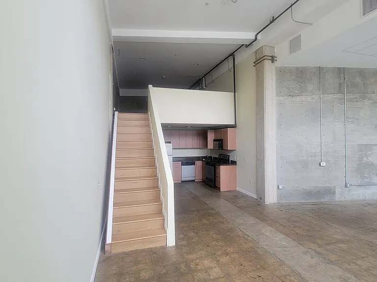 6311 N Figueroa St #2 — Photo 3