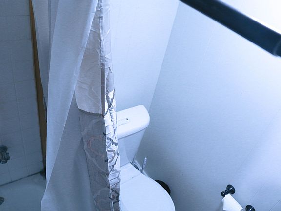 4th image of 209 W Silver Sands Dr APT 2