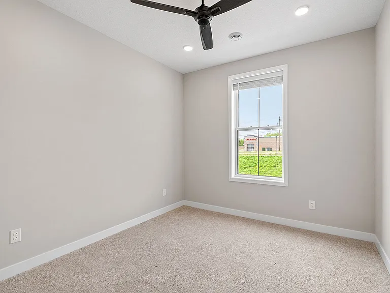 Canvas at Inver Grove Heights — Photo 26