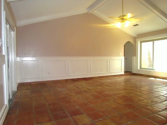 3rd image of 3108 Kiwi St