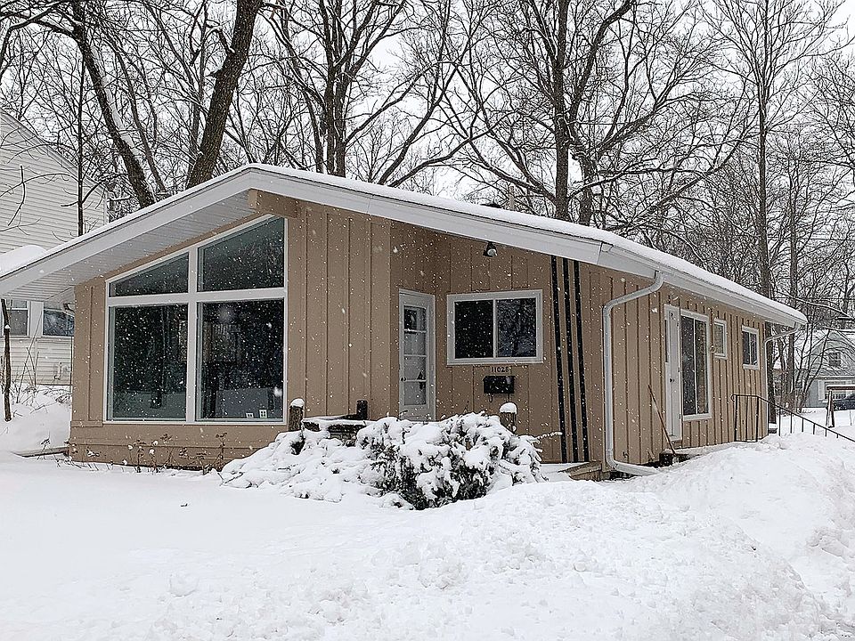 1st image of 11028 W Denis Ave