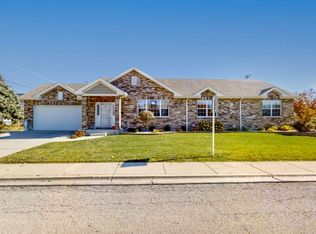 7648 W 66th Pl, Bedford Park, IL 60501
