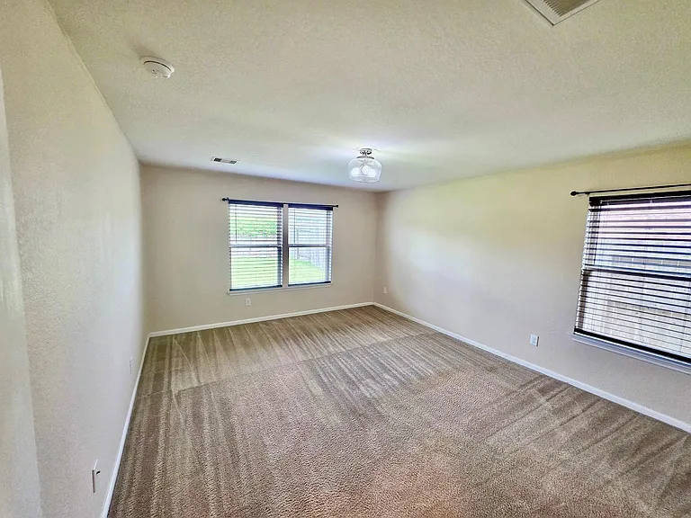 3145 Morgan Meadow Ln — Photo 9