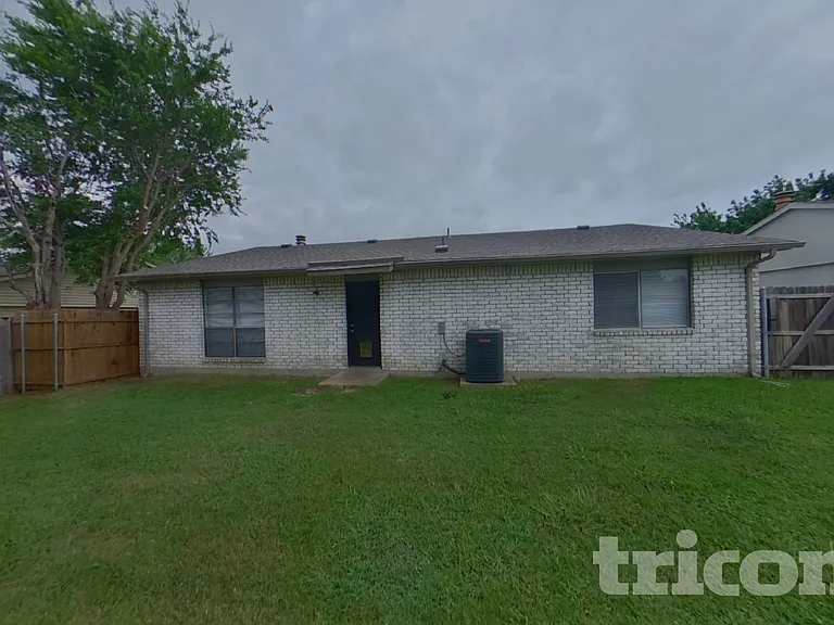332 Rockcrest Dr — Photo 15