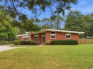 1312 Woodhurst Dr, Virginia Beach, VA 23454
