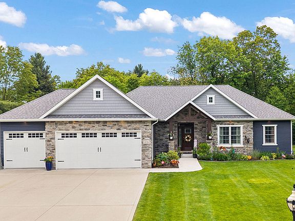 2nd image of 10186 Rustic Dr