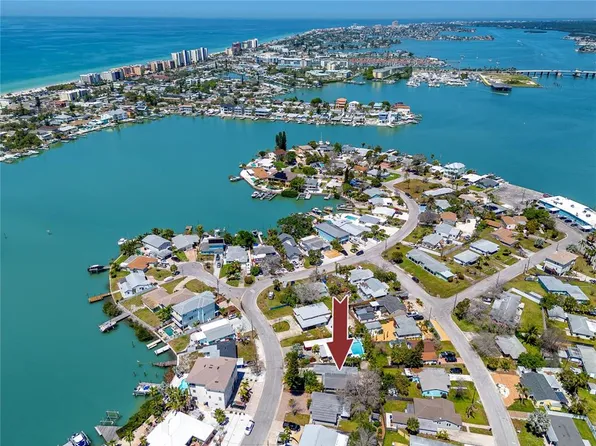 14081 W Parsley Dr, Madeira Beach, FL 33708