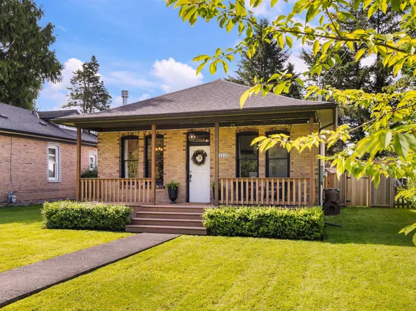 34850 Clayburn Rd, Abbotsford, BC V2S 7Y9