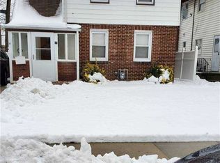 26 Cameron Ave, Hempstead, NY 11550