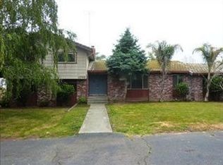 11762 E Peltier Rd, Acampo, CA 95220