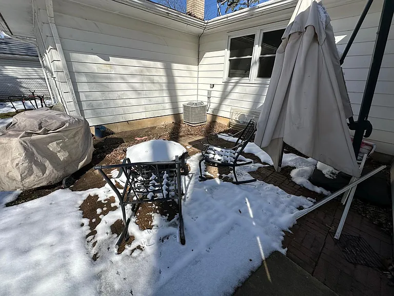1612 Park St — Photo 58