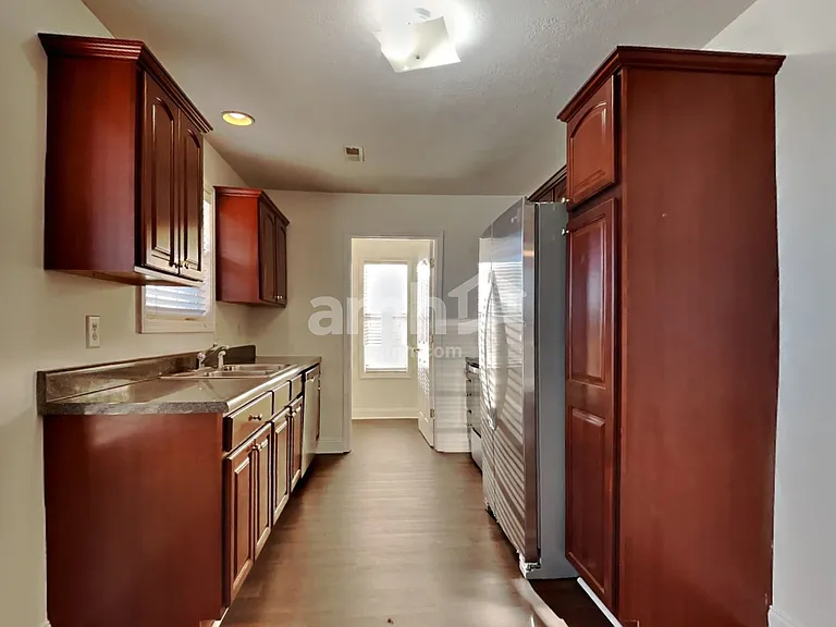 7800 Wisdom Ln — Photo 3