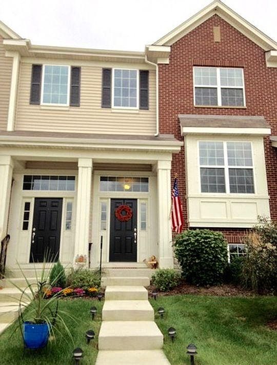 1st image of 10623 W 153rd St