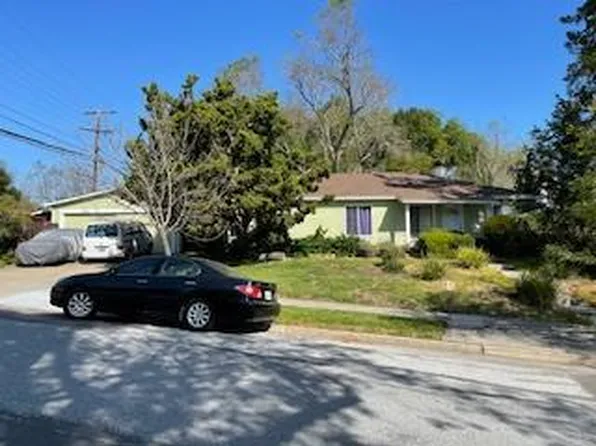 2912 Roosevelt Ave, Redwood City, CA 94061