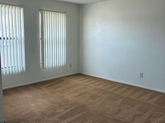 4th image of 725 Magnolia Ave APT 2