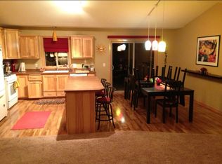 8730 Preserve Blvd, Chisago City, MN 55013
